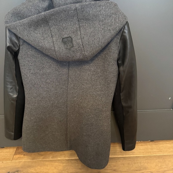 Mackage Jacket - Picture 3 of 4